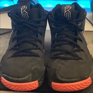 Kyrie 4 Orange/Black